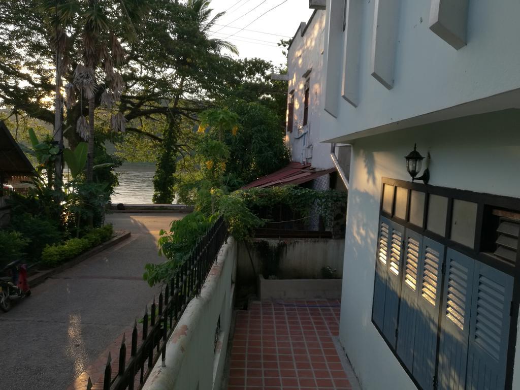 لوانغ برابانغ Viradesa Guesthouse المظهر الخارجي الصورة