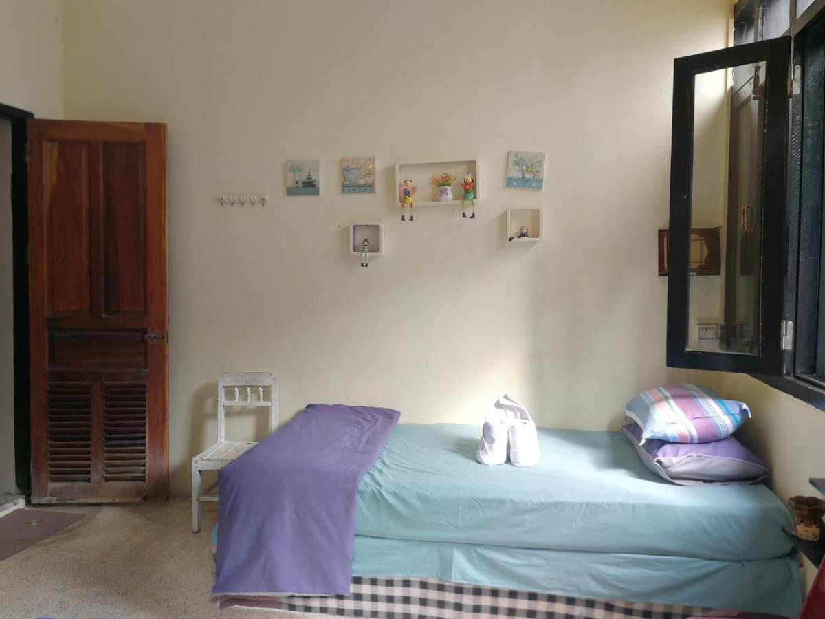 لوانغ برابانغ Viradesa Guesthouse المظهر الخارجي الصورة
